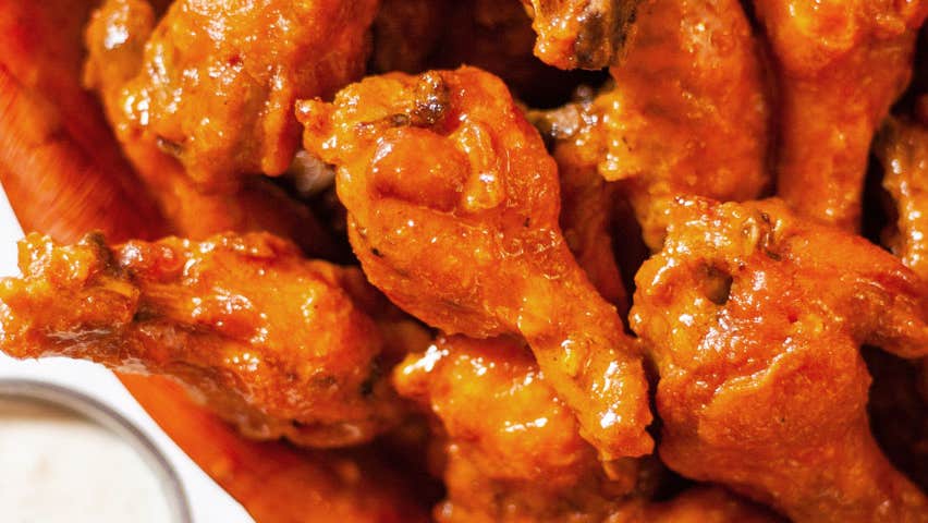 Elephant & Castle Monkstown chicken wings