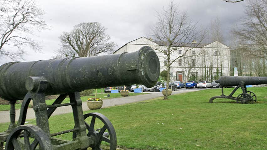 Galway History Tour cannons