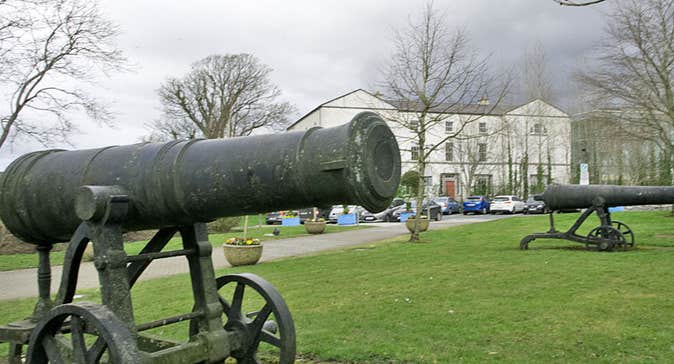 Galway History Tour cannons