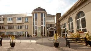 EarlofDesmondExterior