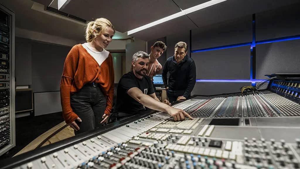 Dublin by Dusk: Studio Tour