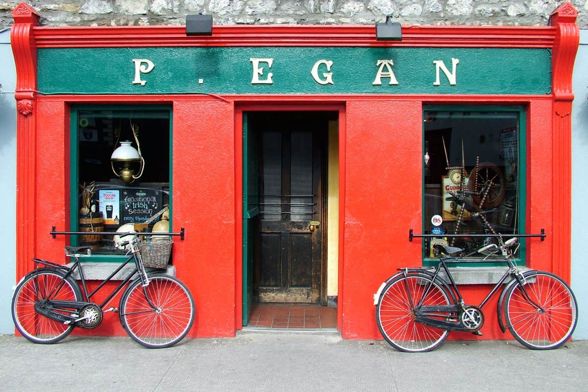 Image of a pub in Moate in County Westmeath