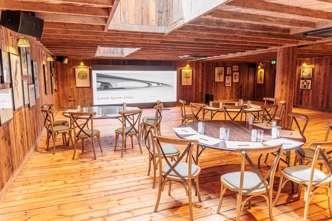 Banquet hall
