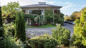 Raheen House Hotel