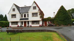 Alderhaven Country Home