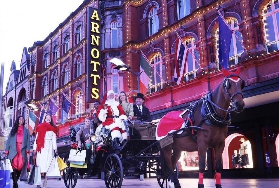 Dublin City Christmas Lights Carriage Tour Graphic