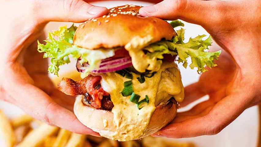 Elephant & Castle Temple Bar bacon burger