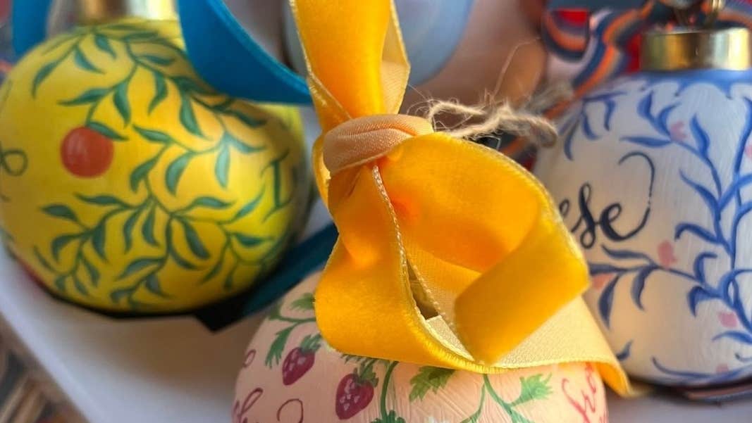 Christmas Bauble Painting Workshop