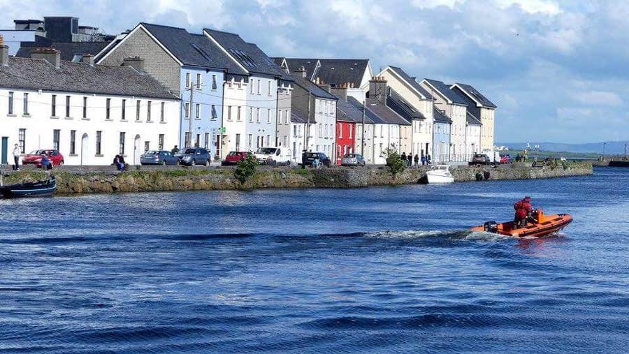 A small boat on Claddagh Harbour