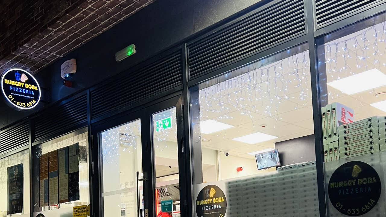 View of the outside of Hungry Boba Pizzeria