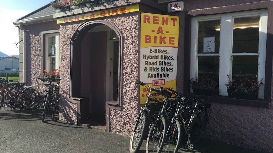Exterior of a bike shop with bikes on display outside
