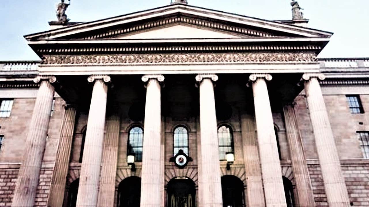 Six pillars at the entrance to the GPO with Dublin History and Culture Private Walking Tours