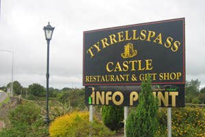 Tyrrellspass Castle Restaurant