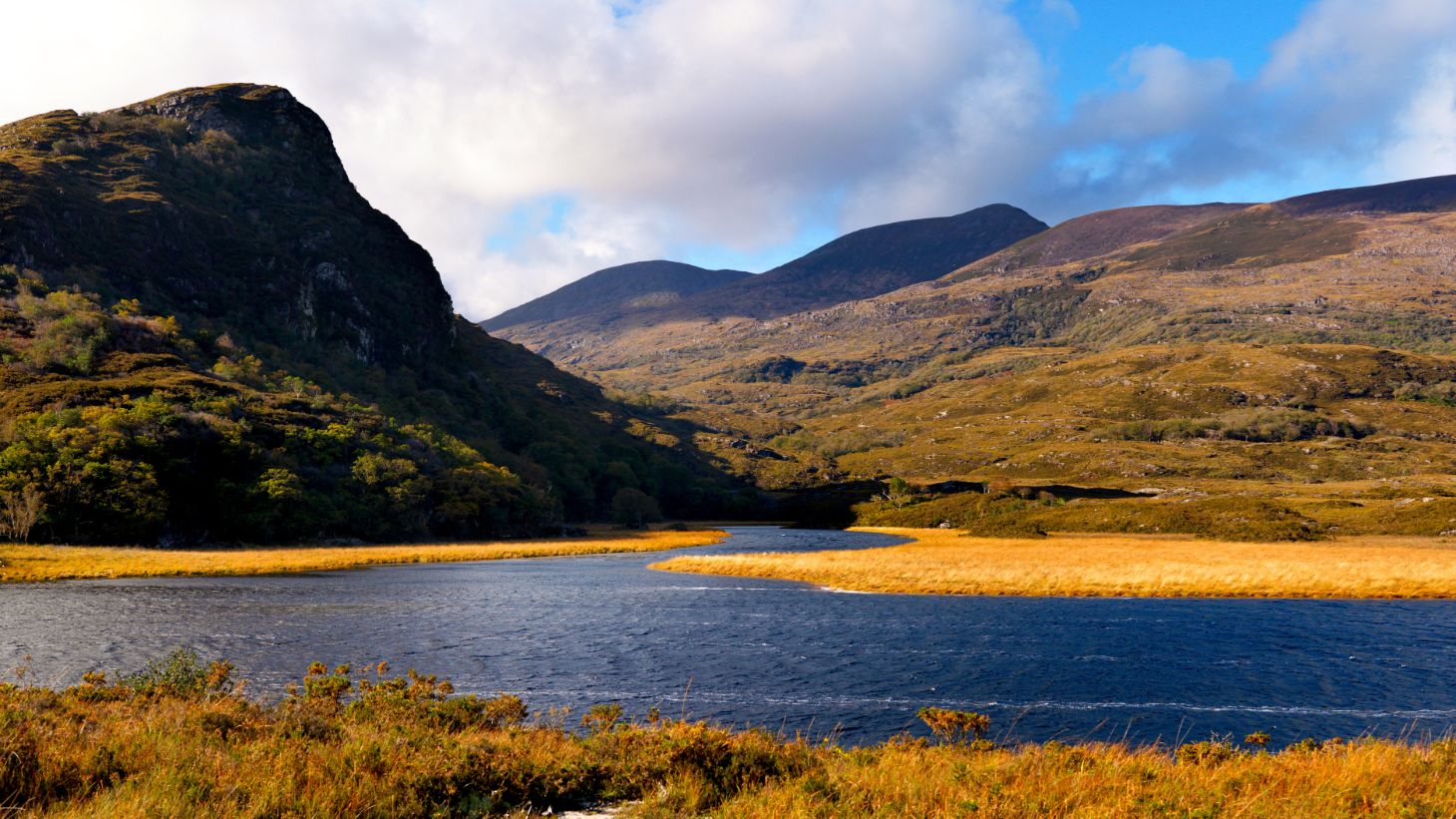 See the spectacular Eagles Nest in Killarney National Park.