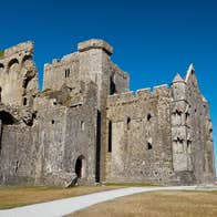 Exterior view of Cormacs Chapel at the Rock of Cashel 