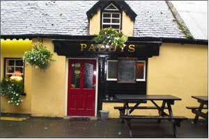Paddy's Bar & Restaurant