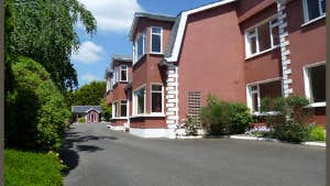 Diamond Hill Country House