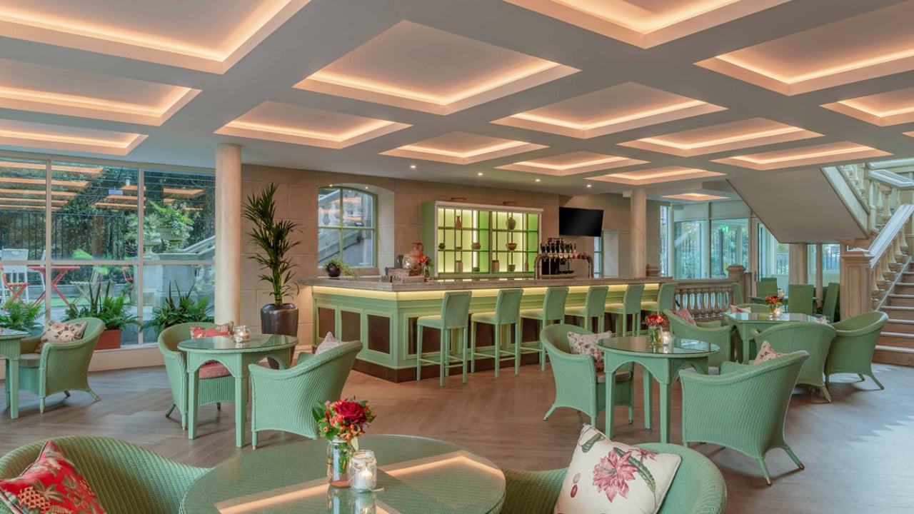 Dine in area