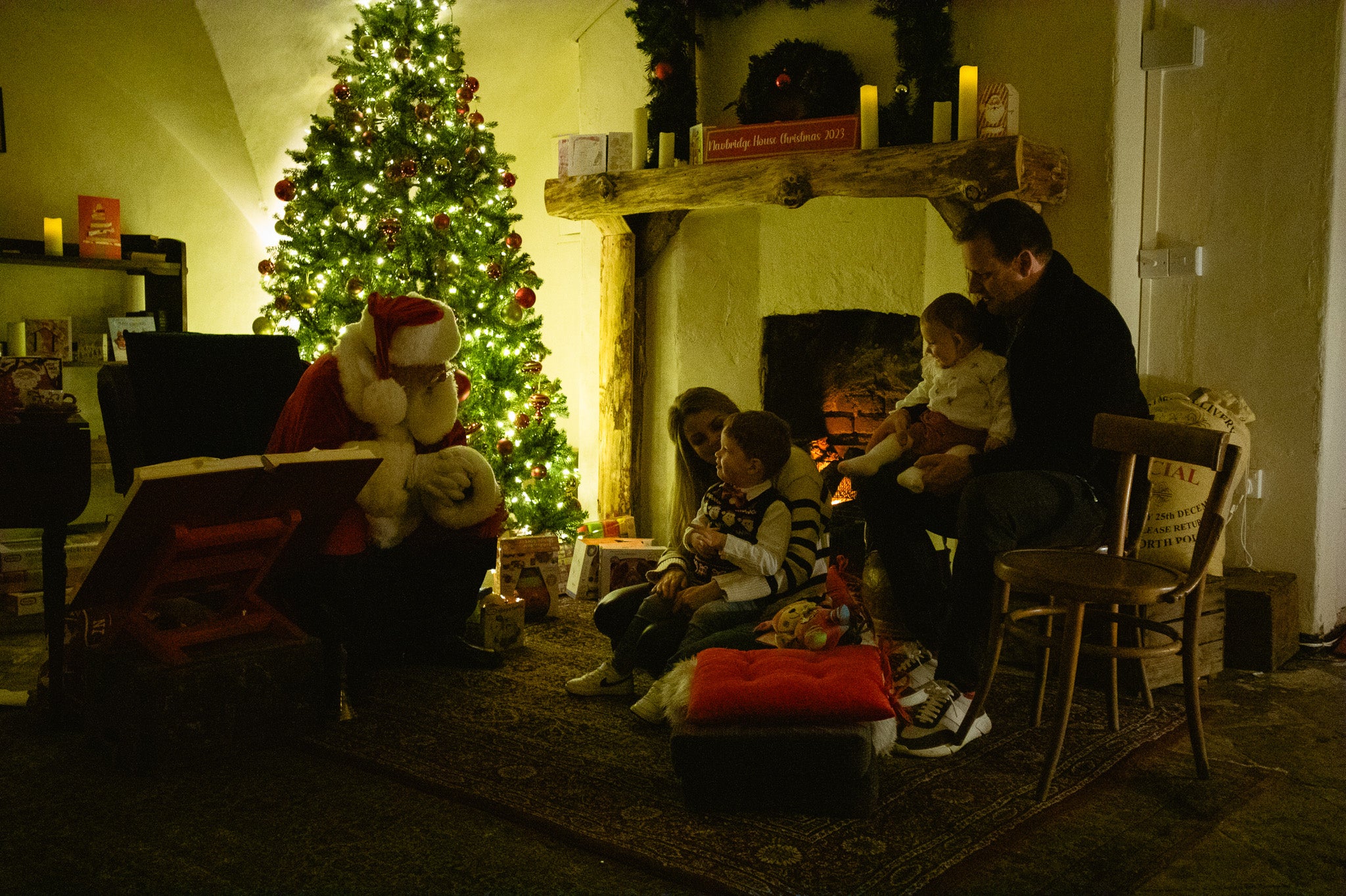A Christmas to Remember Graphic