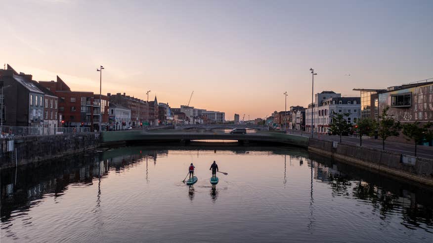 Early to rise yet again, Roz made sure to fit in some sunrise SUP-ing.