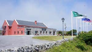 Image of exterior of hotel