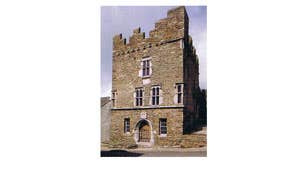 Desmond Castle / Wine Museum