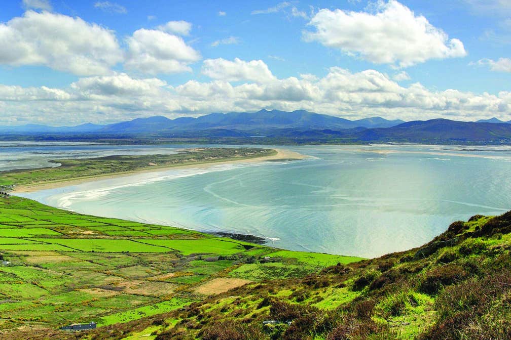 Sweeping view of Inch Beach in County Kerry on a sunny day