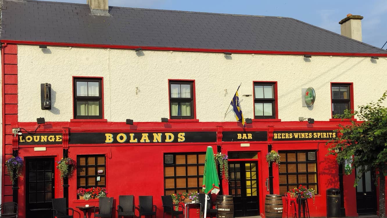 Front view of property