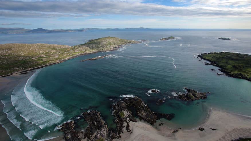 A view of the sea and mountains on the Ring of Kerry