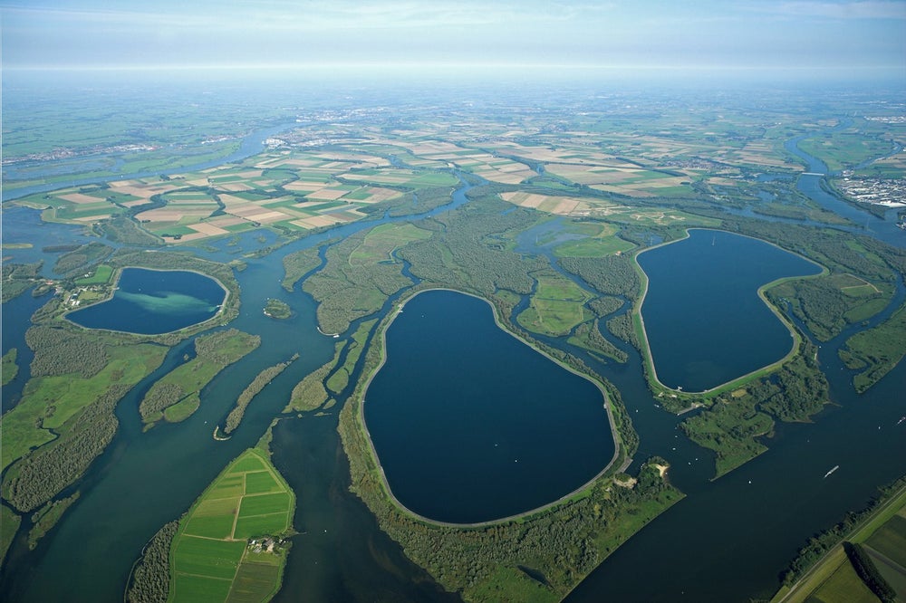 Luchtfoto bekkens Biesbosch