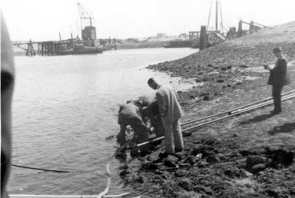 Een noodwaterleiding wordt aangelegd in de Zijpe.