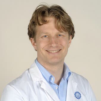 Drs.  Nijhuis
