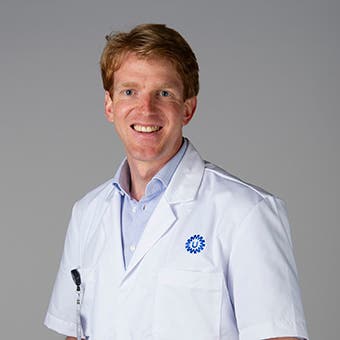 Dr.  Ellenbroek