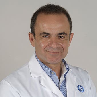 Dr.  Tsachouridis