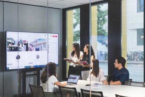 La Provincia punta sull’evoluzione del sistema di assunzione del personale: nuovi format d’esame e procedure più snelle hanno l’obiettivo di facilitare l’ingresso nell’Amministrazione provinciale. (Foto: Tiberio Sorvillo)