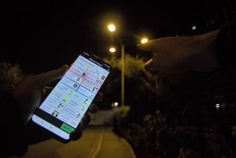 Mithilfe der Smartphone-App „Nachtlichter“ dokumentierten Bürger künstliche Lichter im öffentlichen Raum. (Foto: David Gruber)