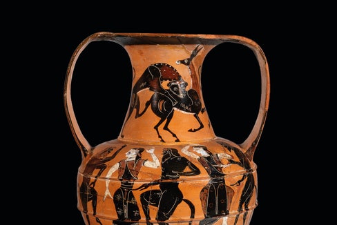 Al Centro culturale Trevi di Bolzano sono esposte opere etrusche di varia provenienza. (Foto: Ripartizione Cultura italiana)