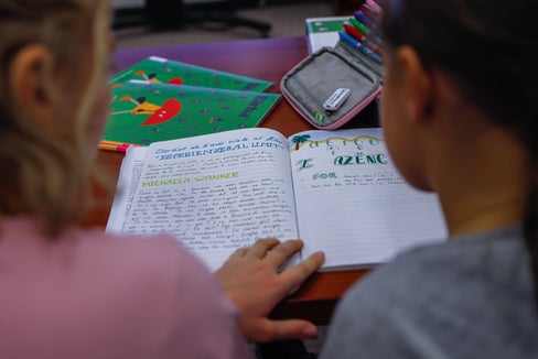 La scuola ladina della Provincia autonoma di Bolzano è da più di 75 anni un esempio di plurilinguismo vivo. (Foto: Oskar Verant)