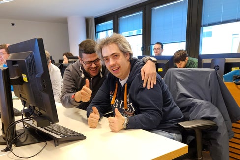 Okay von Michael Wild (links im Bild) und Martin Vigl zum neuen Webauftritt der Südtiroler Landesverwaltung in Leichter Sprache. (Foto: Renate Mayr)