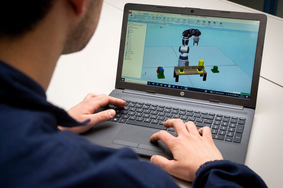 Software zur Programmierung des ABB-Cobots (Foto: LPA/Fabio Brucculeri)