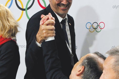 Il presidente della Provincia Arno Kompatscher ha festeggiato a Losanna nel 2019 insieme al sindaco di Milano Giuseppe Sala l'assegnazione dei Giochi Olimpici. (Foto: Michele Bolognini)