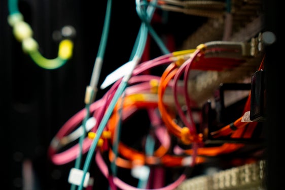 Höchste Sicherheitsstufe nicht nur bei den Zugangsbestimmungen: Auch alle Leitungen – Energie und Datenleitungen – müssen doppelt gelegt sein (Foto: LPA/Fabio Brucculeri)