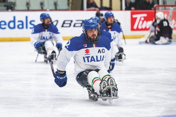 Freut sich auf die Paralympics: Christoph Depaoli, hier im Einsatz als Stürmer im italienischen Para-Eishockey-Nationalteam. (Foto: FISG)