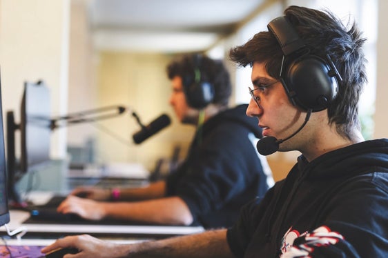 Il gaming è più di un semplice passatempo: un mezzo che unisce le persone, stimola la creatività e crea nuove forme di socialità. (Foto: DUNG)