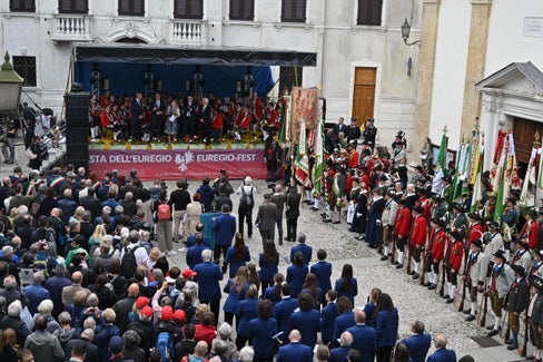 Feste con tutta la popolazione: l'ultima Festa dell'Euregio si è svolta nel 2023 ad Ala sotto la Presidenza trentina. (Foto: Corrado Poli)