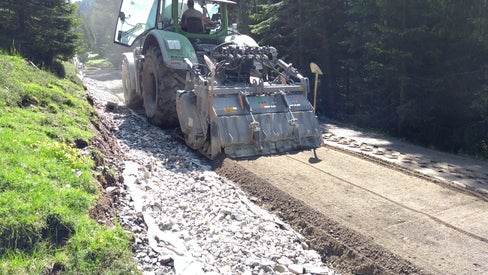 Recycling von Materialien bei Straßenunterbau