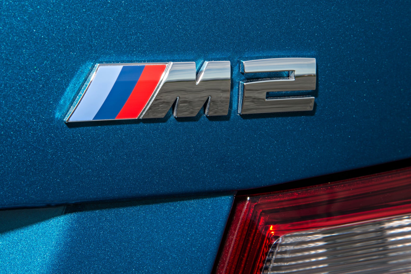 BMW M2 badge