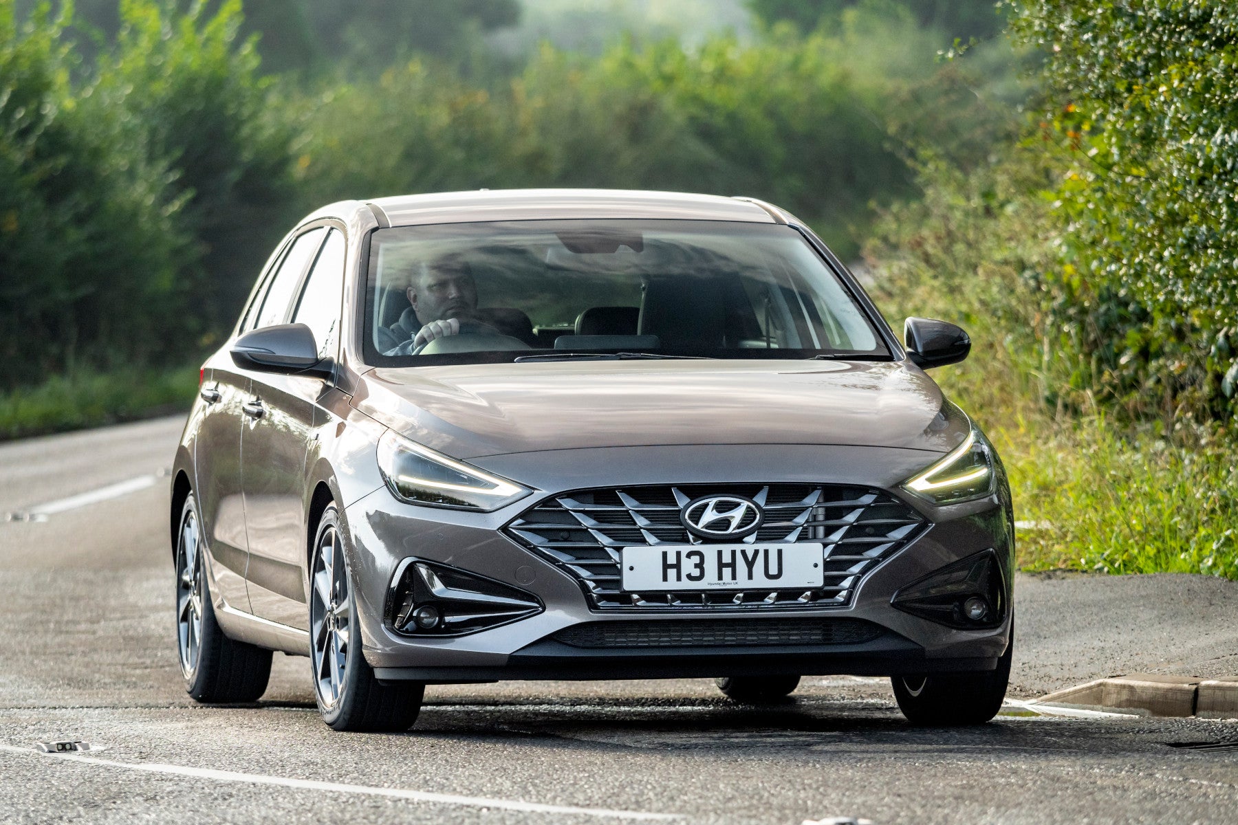 Hyundai i30 2022 review: front side driving