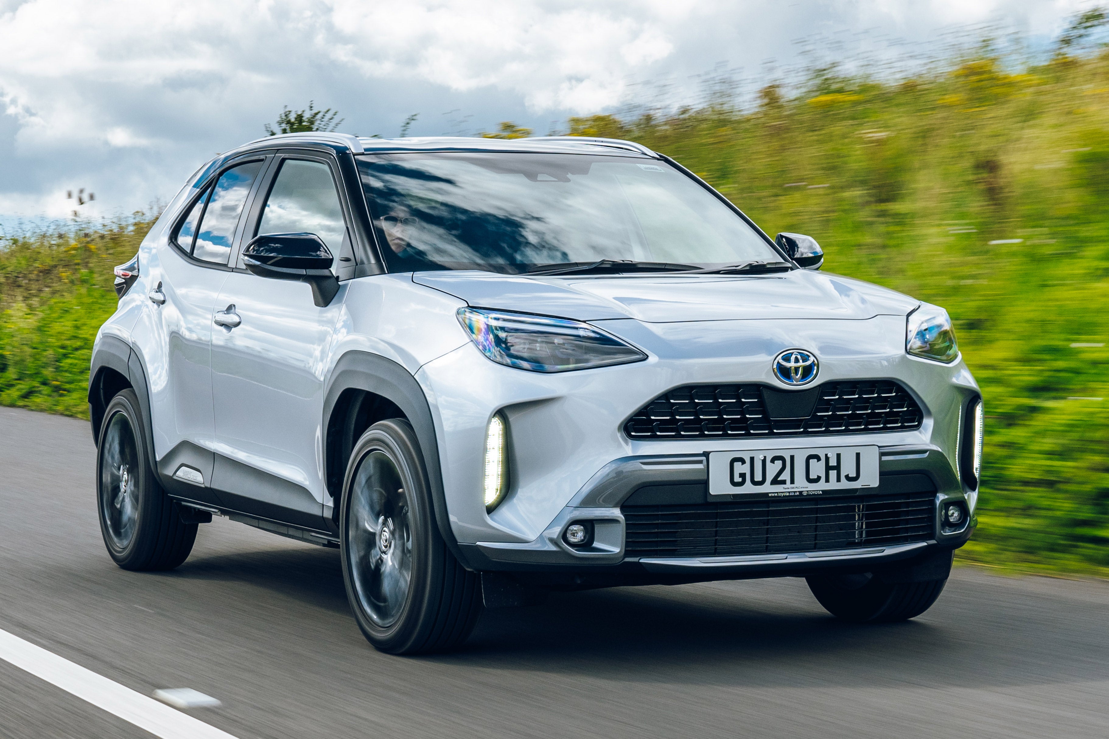 Toyota Yaris Cross Review 2022: silver car front moving