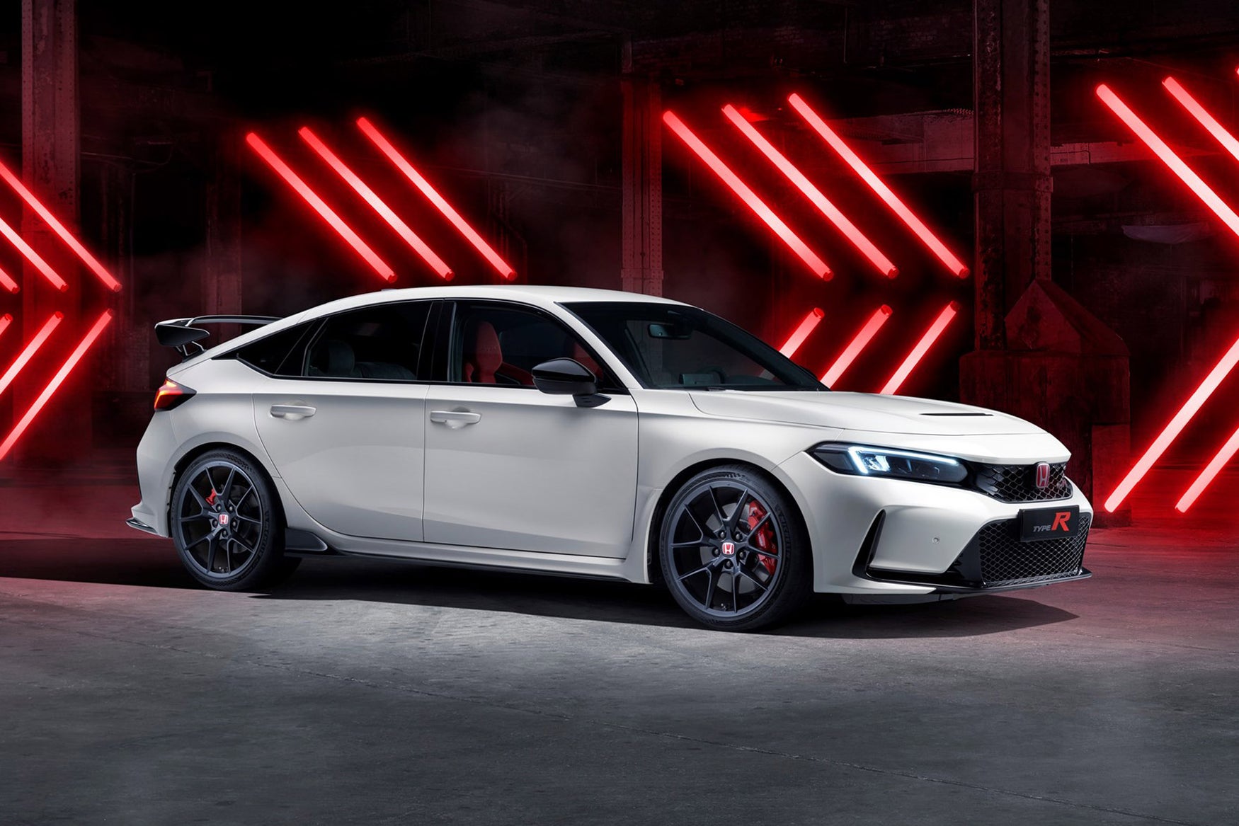 2022 Honda Civic Type R: front static